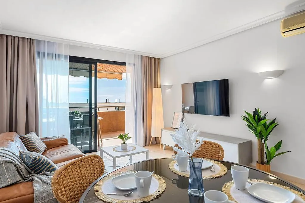 Kontakt z 2Bdr Ocean And La Gomera Vista Getaway